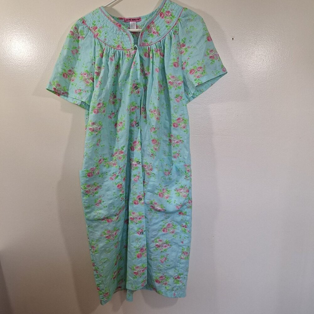 Vintage Floral Snap Button Gown size large